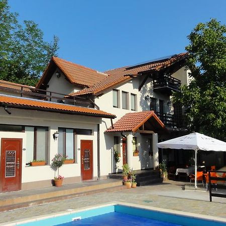 מלון Sărata-Monteoru Vila Europa מראה חיצוני תמונה
